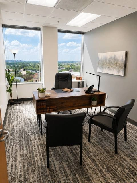 Move In Ready Private Offices- Oak Lawn/ Turtle Creek (Dallas) — thumbnail 4