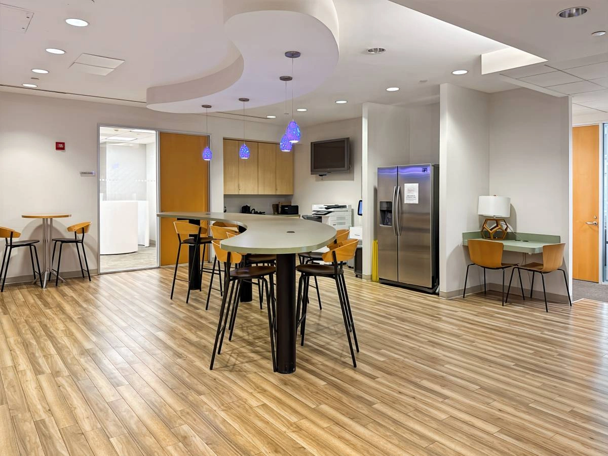 No office on your in-office days? Use coworking — thumbnail 7