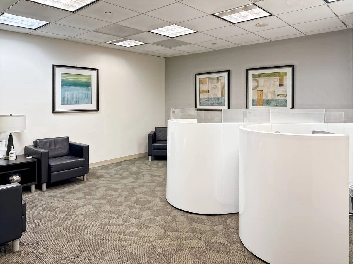 $5,548 Need a big office? Special pricing available! (Miami) — thumbnail 5