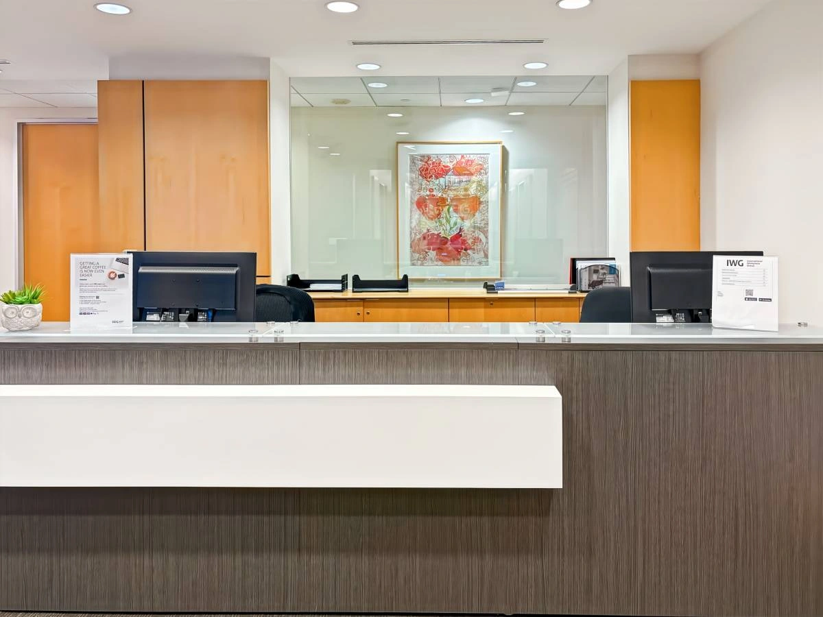 $5,548 Need a big office? Special pricing available! (Miami) — thumbnail 4