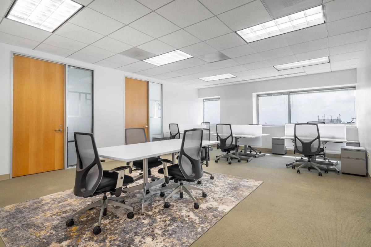 $5,548 Need a big office? Special pricing available! (Miami) — thumbnail 2