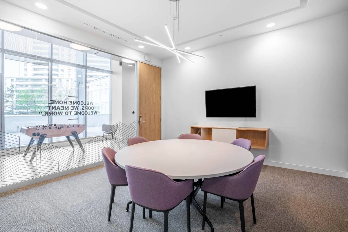 $19,619 ????Move-In Ready Office for Small Teams (Miami) — thumbnail 4