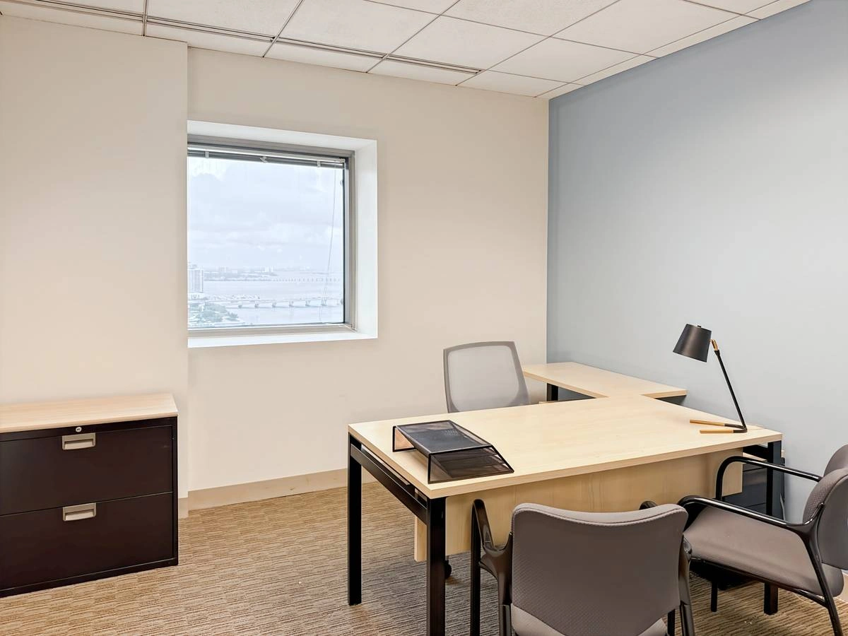 $849 All-Inclusive Office ⭐ One Simple Monthly Fee (Miami) — photo 4