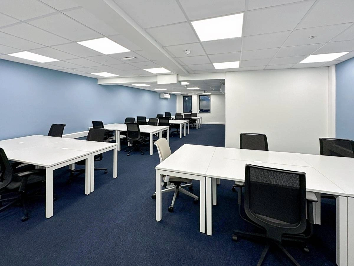 $129 No assembly required with our coworking office (Miami)