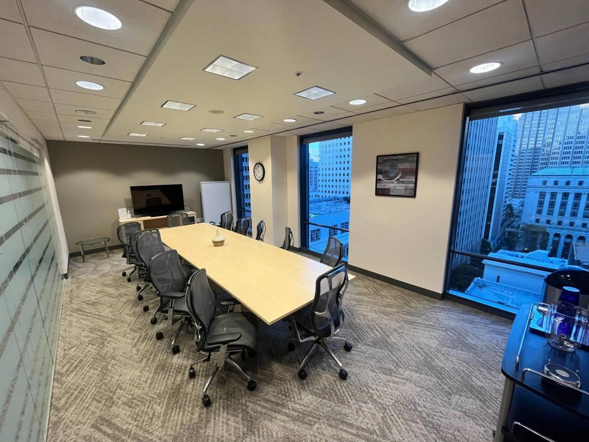Professional Office Space – First Month FREE for New Clients!