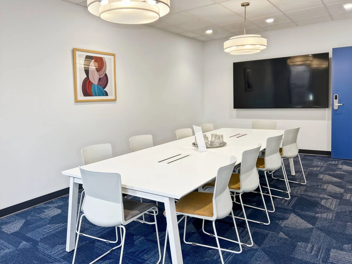 $55 Inspiring Meeting Room for Creatives & Freelancers — photo 1