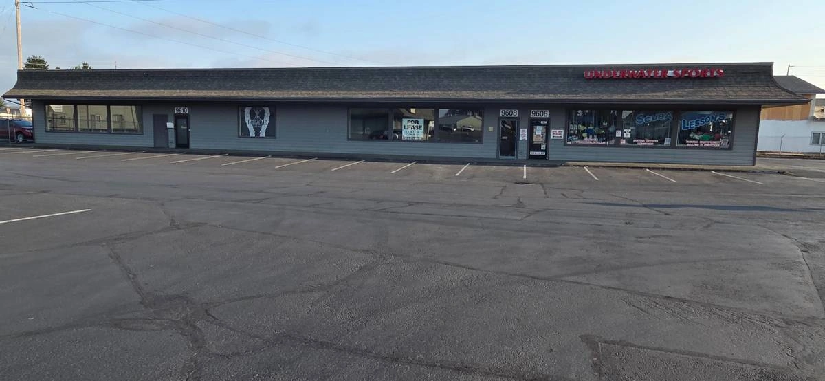 Commercial Bldg. Space - For Lease — photo 1