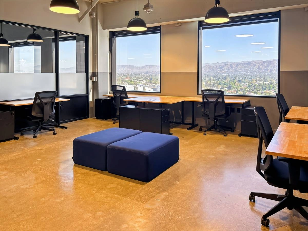 $14,727 Want flexible terms? Fully furnished office available. — photo 1