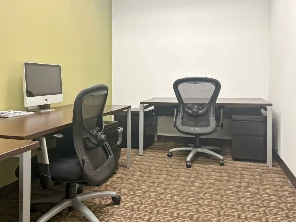 $129 Regus Coworking: Built-In Tech, Zero Set-Up Time — thumbnail 4