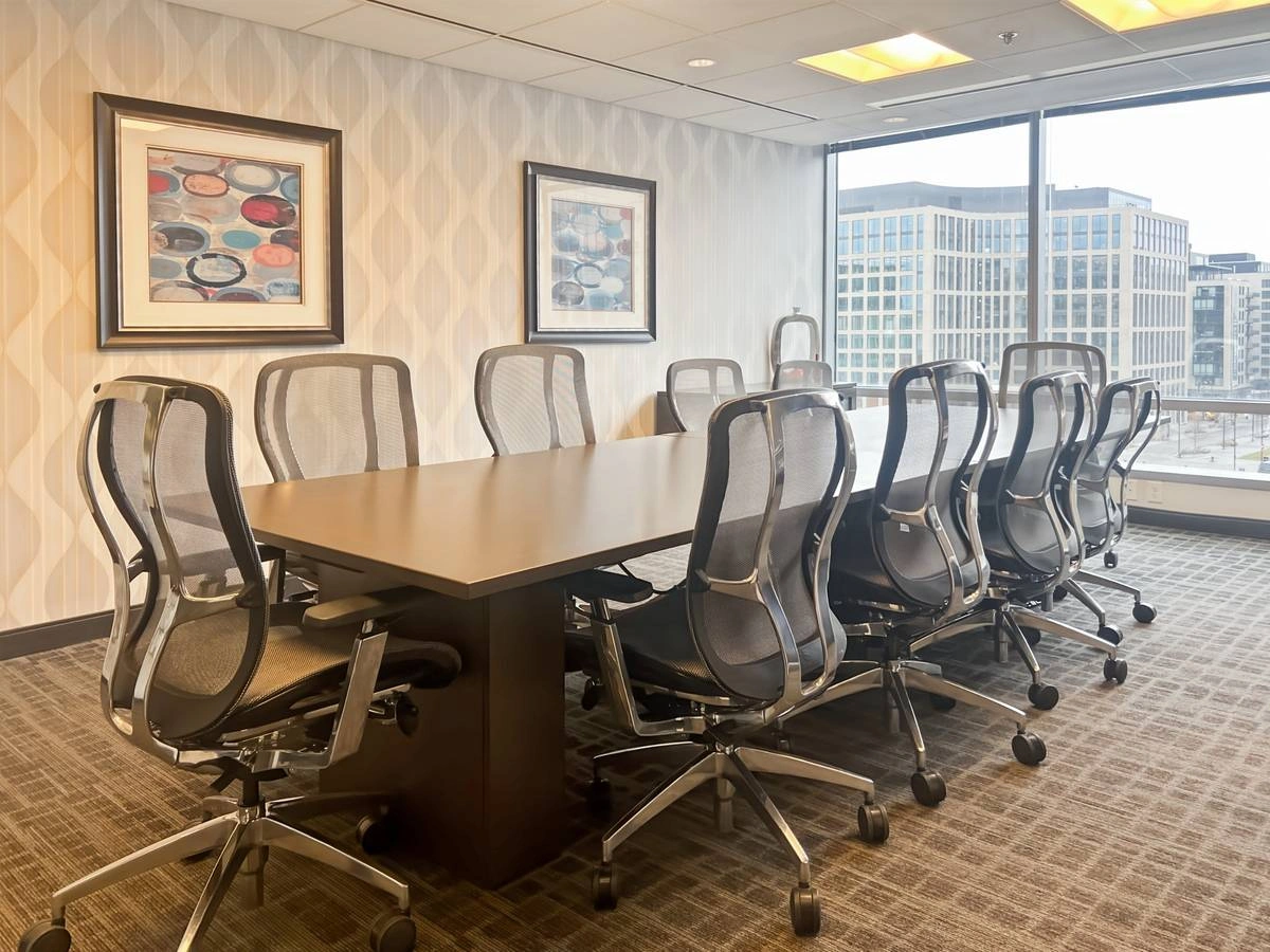 Office space with a polished, professional feel — photo 5