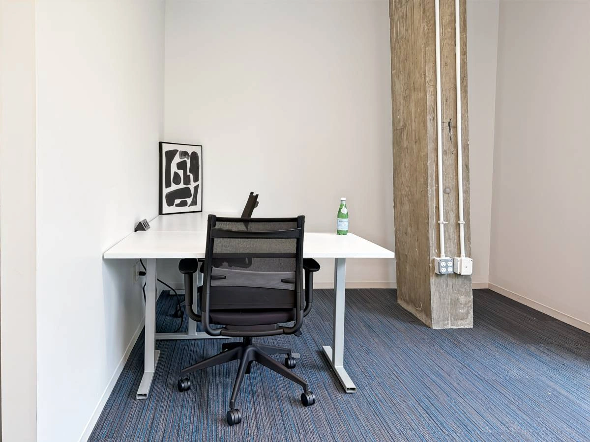 $129 Your Hot Desk, Just a Few Clicks Away — thumbnail 5