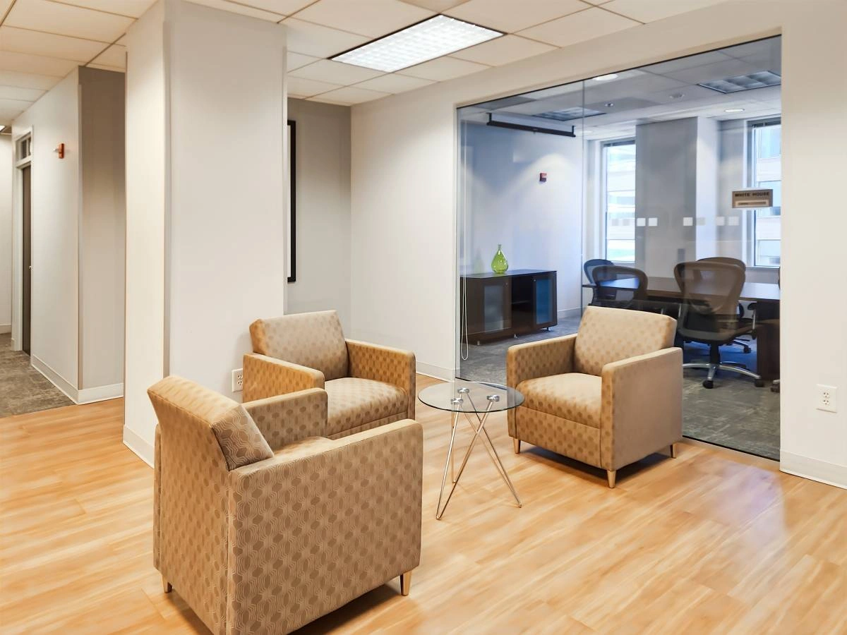 $9,066 Office space built for entrepreneurs and small companies — thumbnail 4