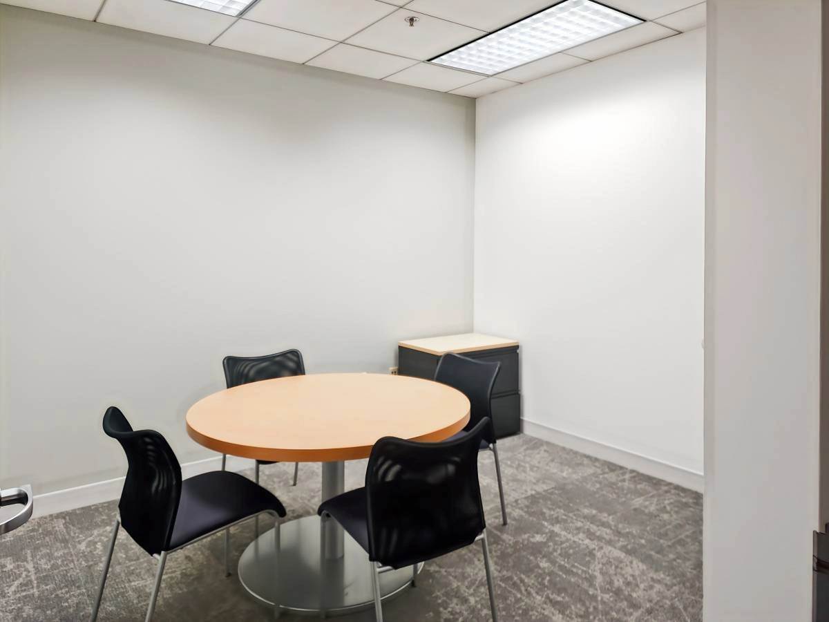 $9,066 Office space built for entrepreneurs and small companies — thumbnail 6