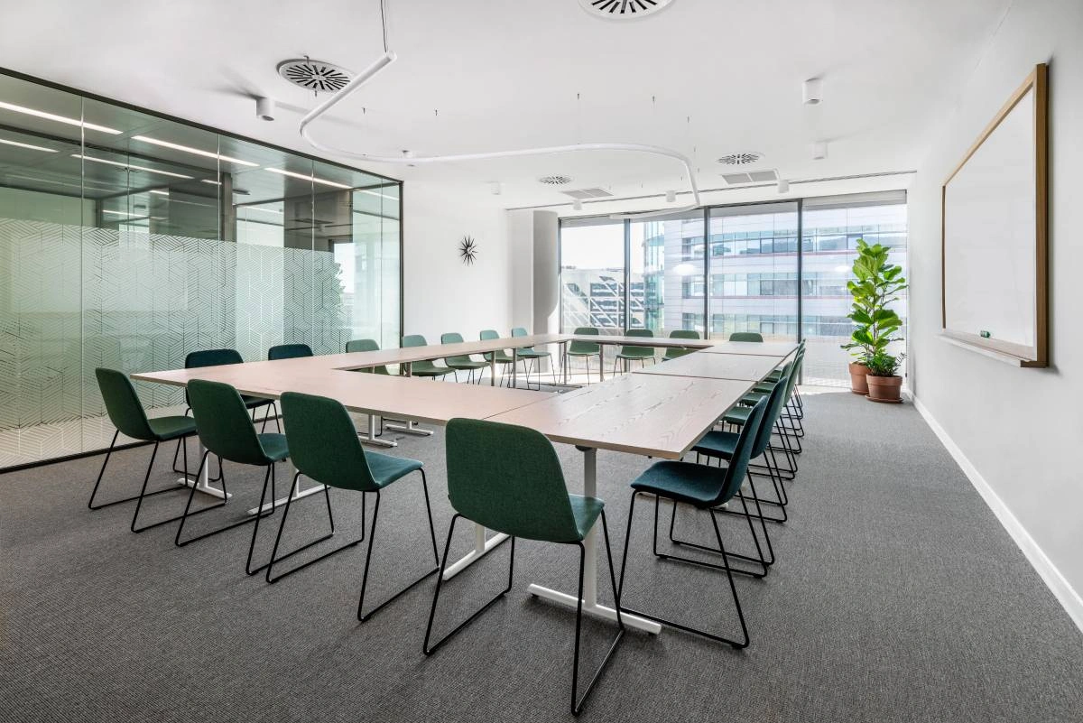 $55 Flexible Meeting Space for Freelancers & Creatives — photo 1