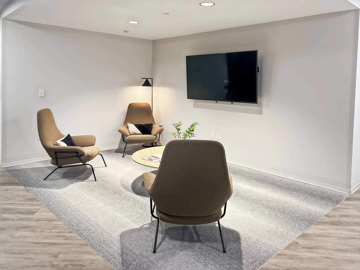 $549 A calm coworking space when home feels overwhelming