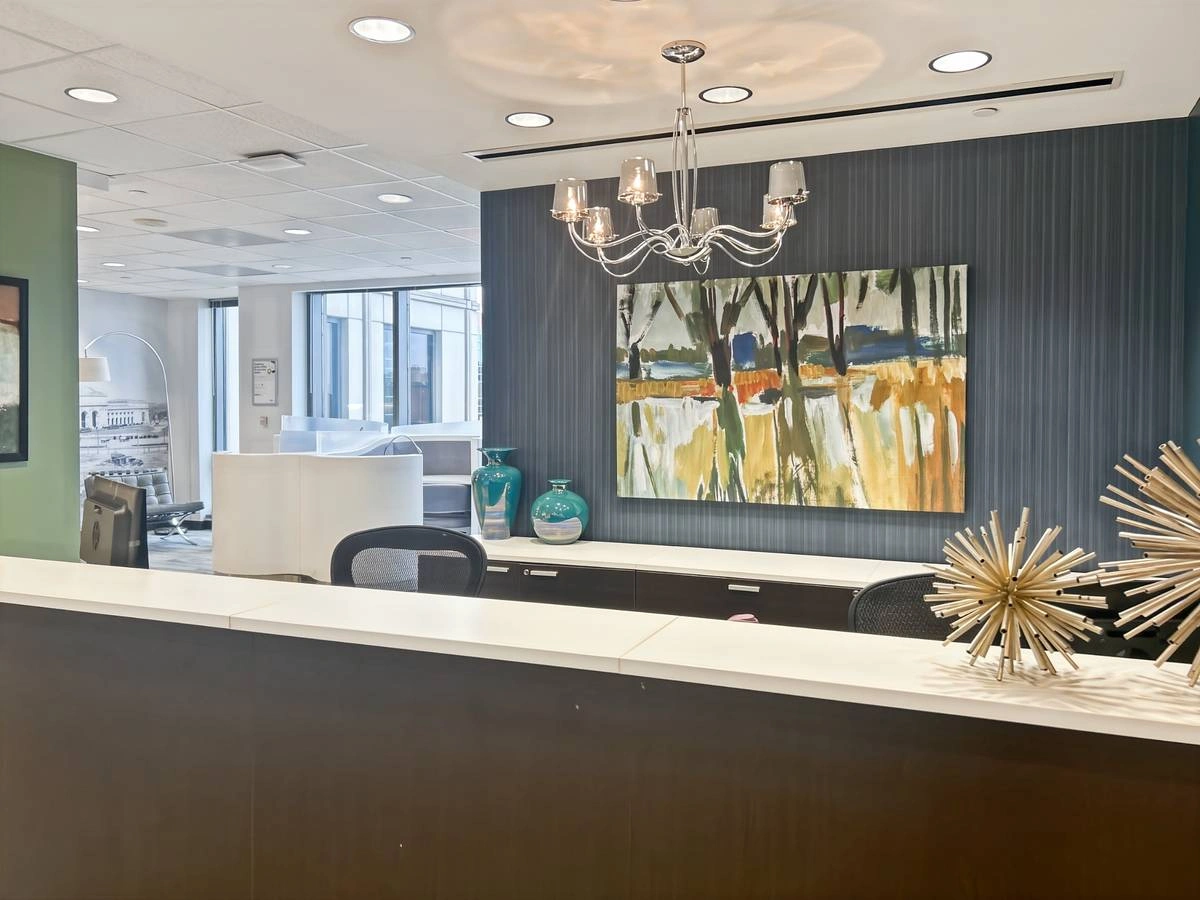 $2,118 Spacious private office – meeting room access included — thumbnail 3