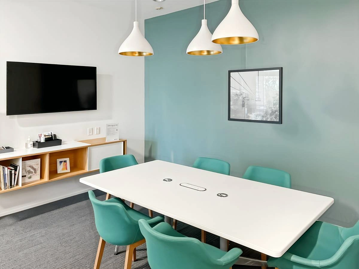 $892 Start in a small office with 5% off — thumbnail 7