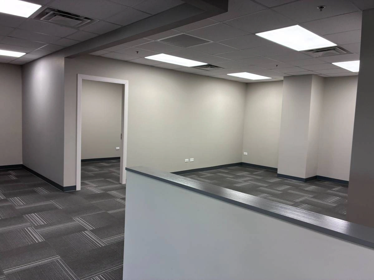 $8,075 / 4507ft2 - NEW MODERN 4507 SF SPACE BY O'HARE INTN'L, I-294, ROSEMONT + MORE! (Schiller Park, Franklin Park, Northlake, Rosemont, Norridge) — thumbnail 7