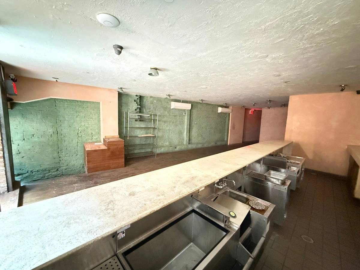 Historic Stone Street Restaurant Opportunity | Turnkey Restaurant&Bar (Financial District) — thumbnail 9