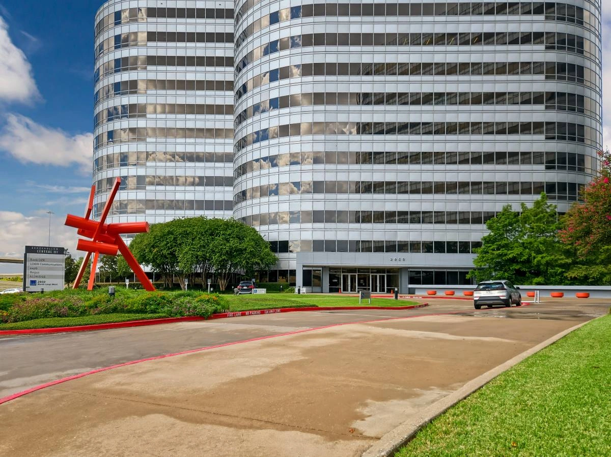 $165 Virtual Office + Path to Private Office or Coworking (Houston) — thumbnail 2
