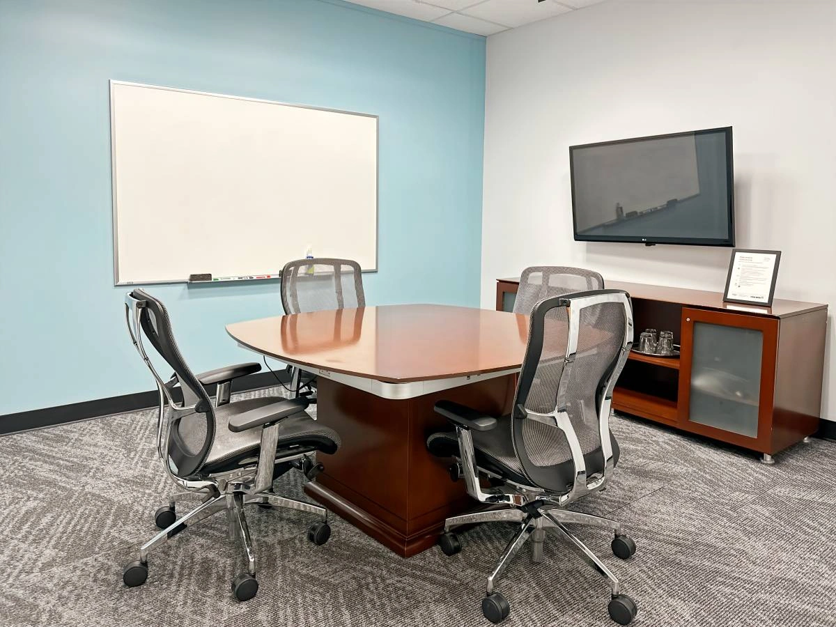 Large Office Deal — Limited Discount — thumbnail 6