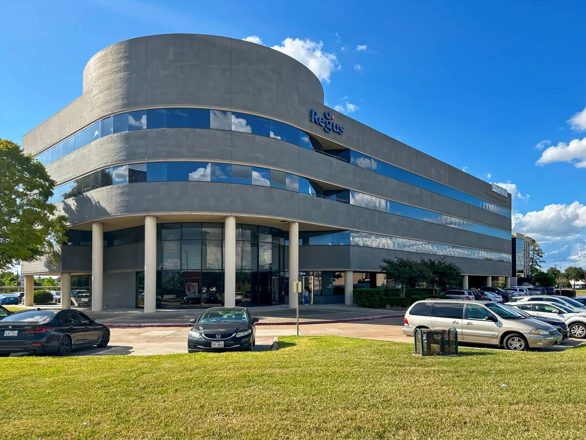 Large Office Deal — Limited Discount — thumbnail 2