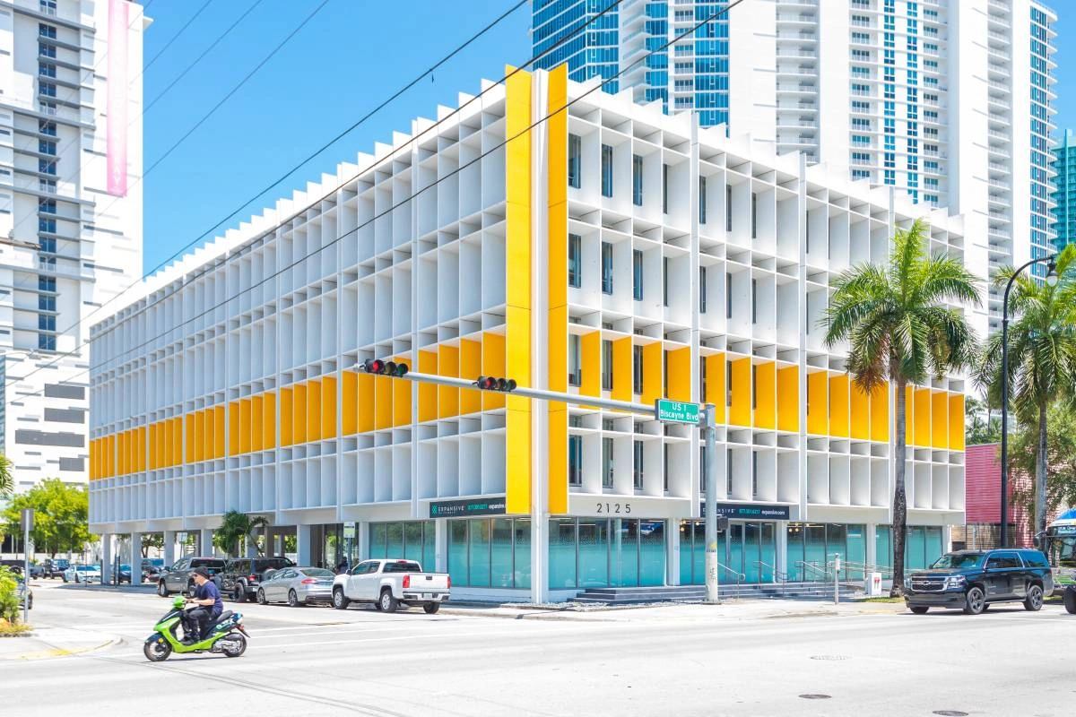 Space and Suites Available NEAR YOU! (Miami, FL) — thumbnail 2