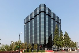 Day Office for 3 - Regus Burbank Business District — photo 2
