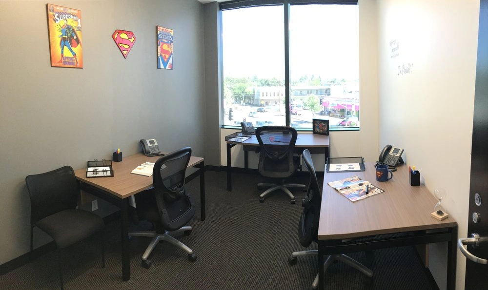 Private Office for 3 - Regus Burbank Media District — photo 2