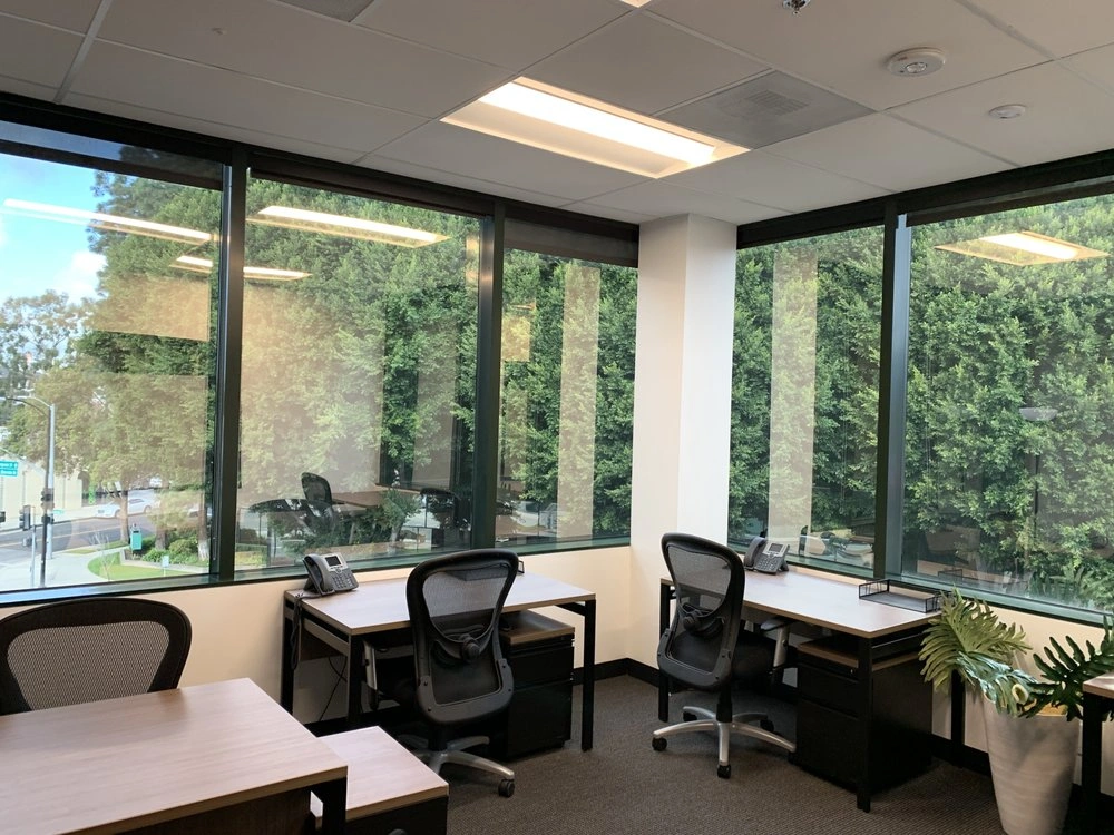 Day Office for 2 - Regus Burbank Media District — photo 3