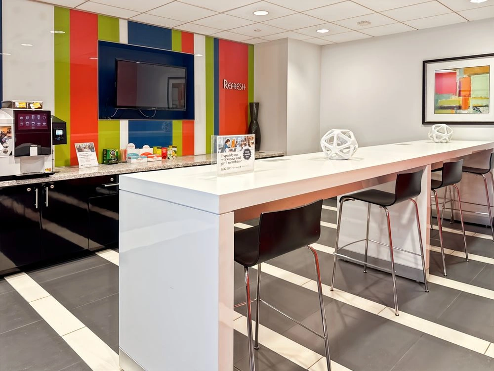 Private Office for 2 - Regus Oppenheimer Tower — photo 4