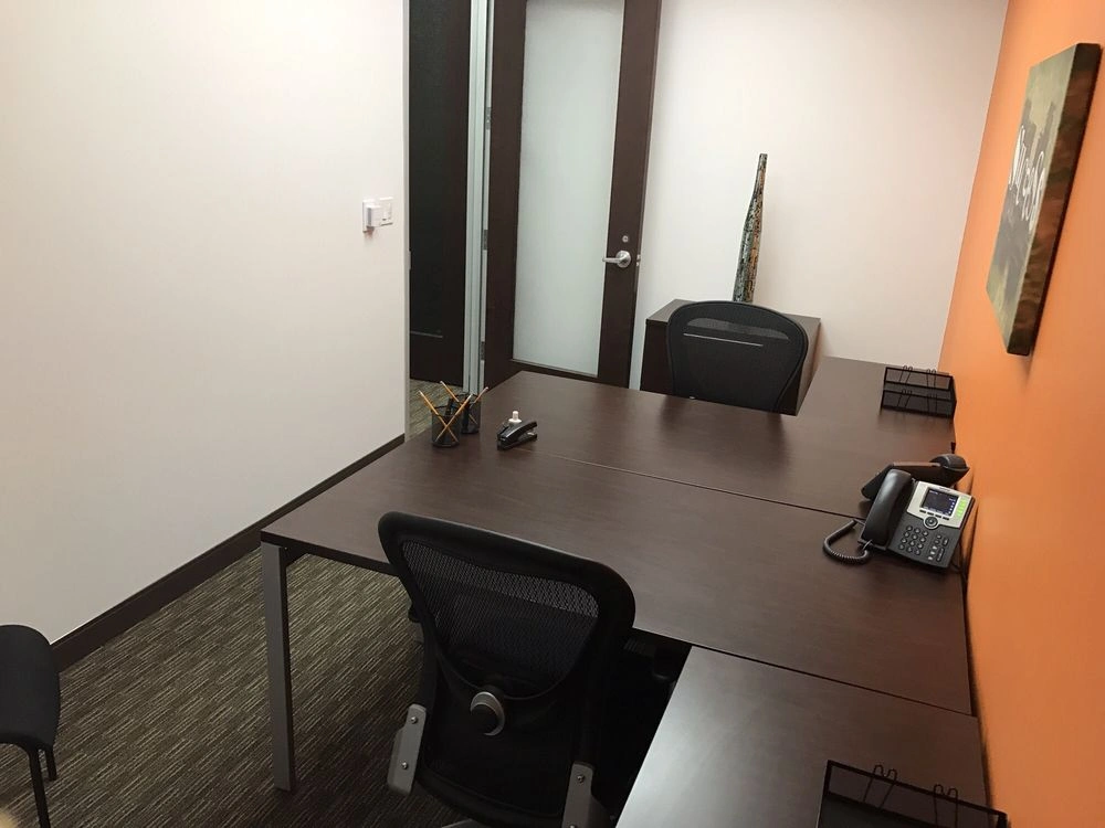 Private Office for 2 - Regus Sepulveda Center — photo 3