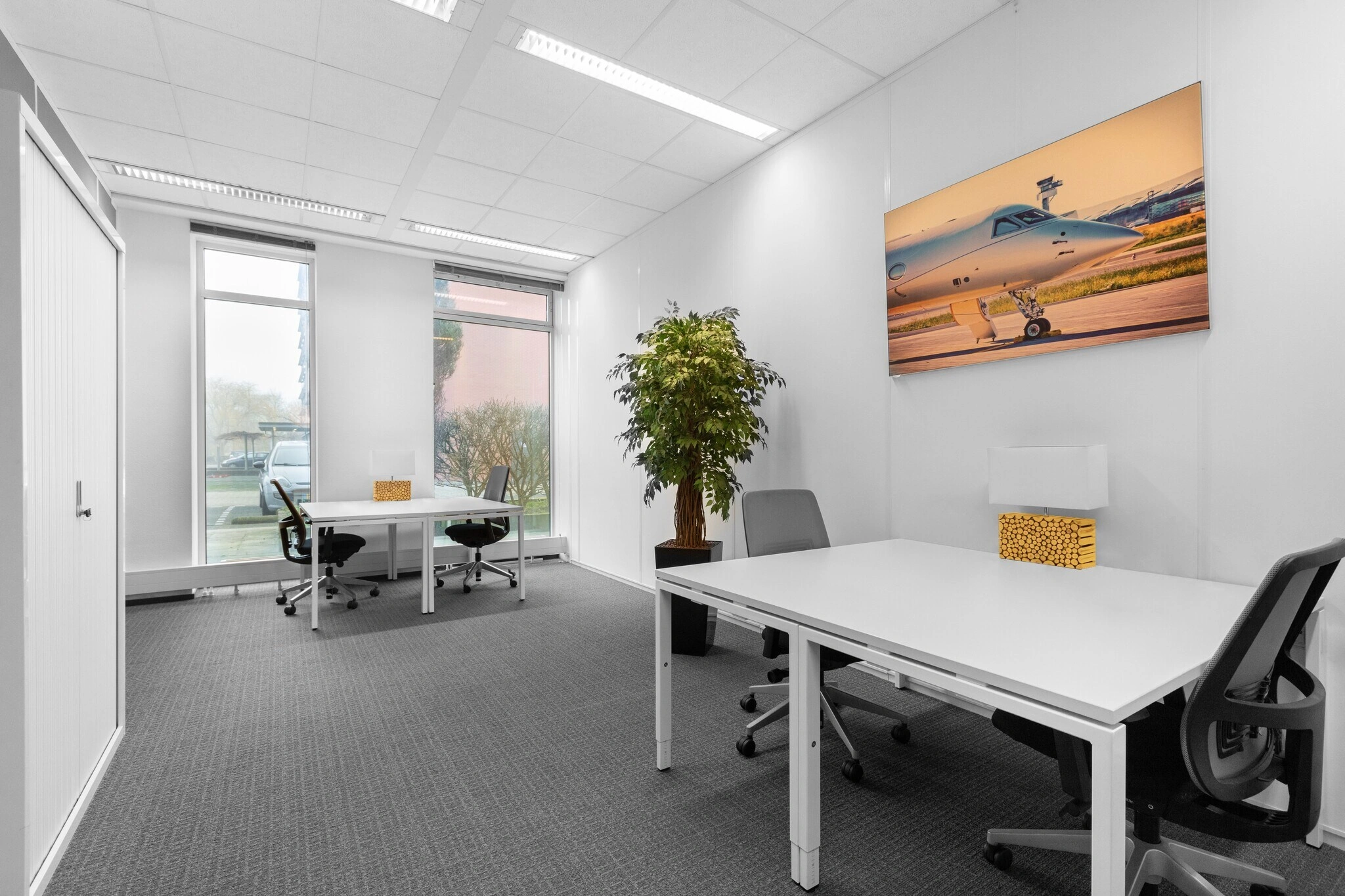 Private Office for 2 - Regus S Grand Avenue — photo 2