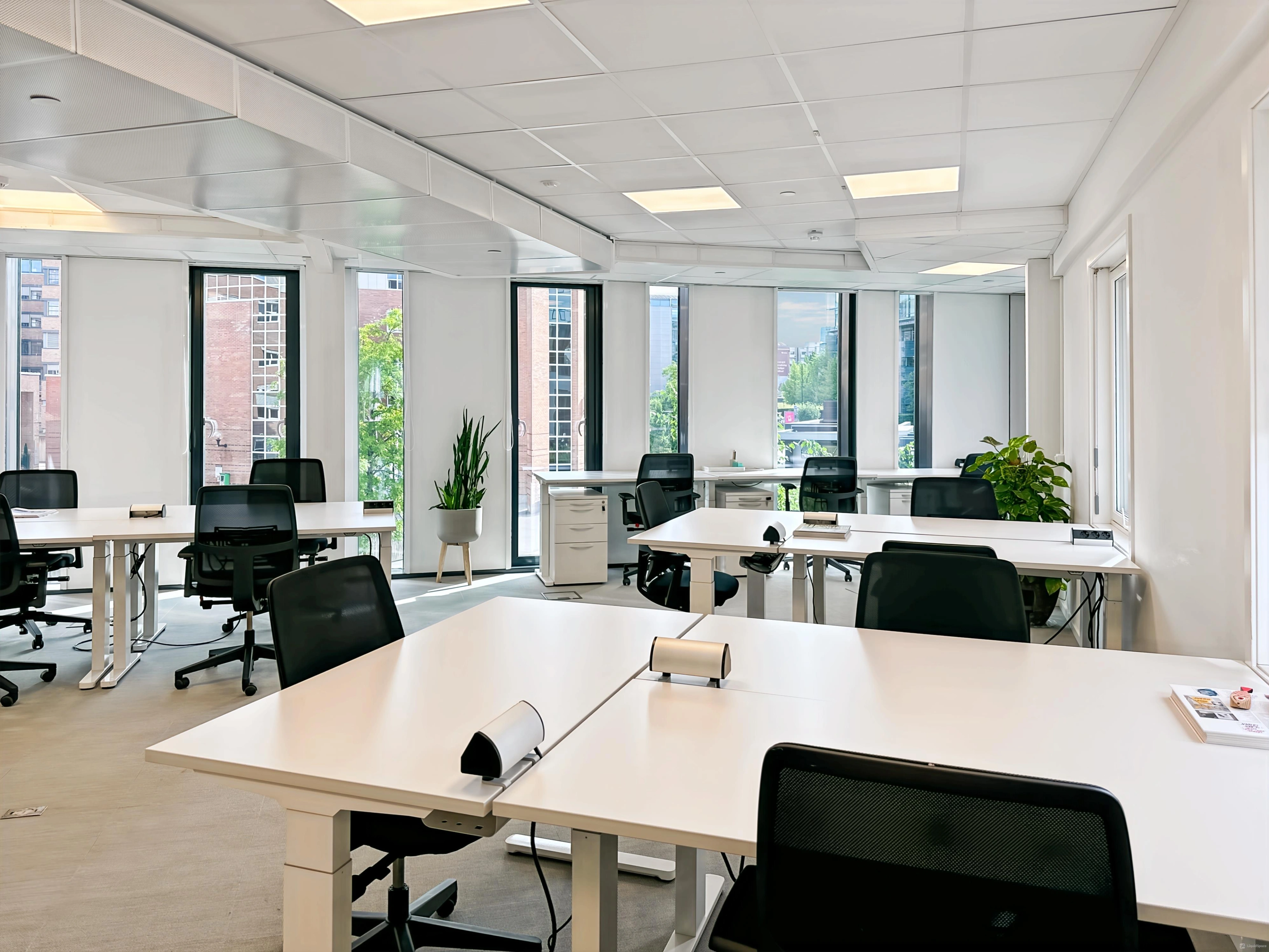 Coworking Membership - Spaces W Olympic — photo 3