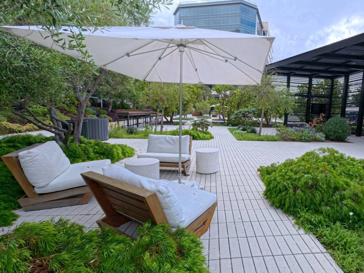 $129 No assembly required with our coworking office (Los Angeles) — photo 8