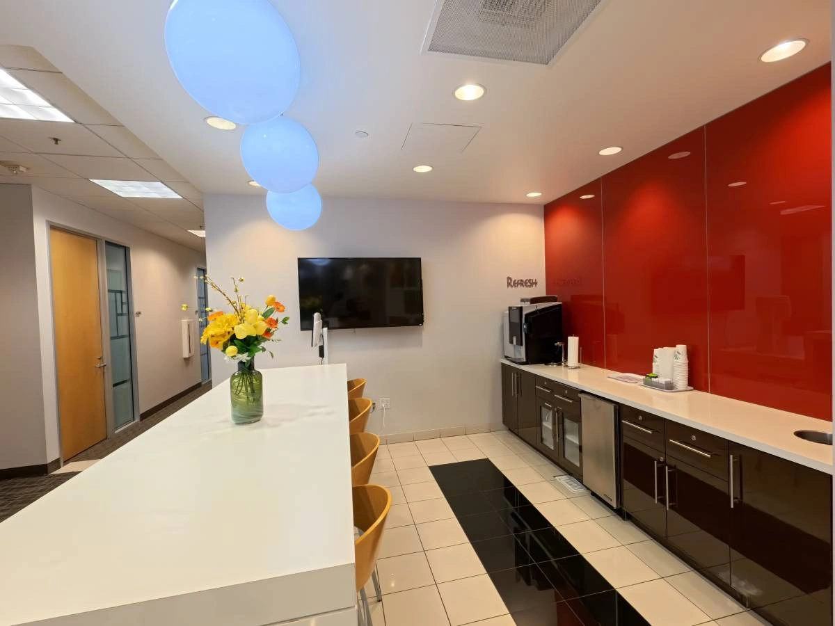 $129 No assembly required with our coworking office (Los Angeles) — photo 7