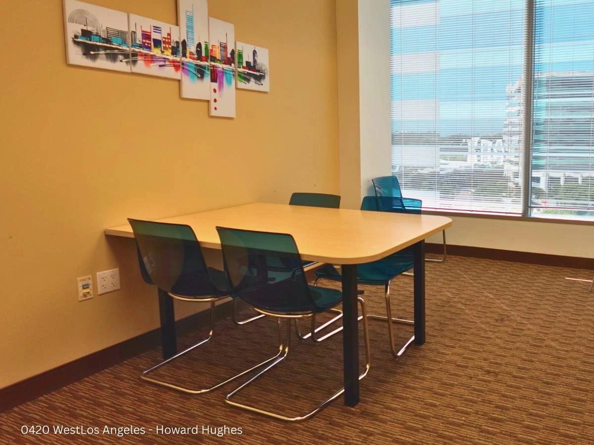 $129 No assembly required with our coworking office (Los Angeles) — photo 6