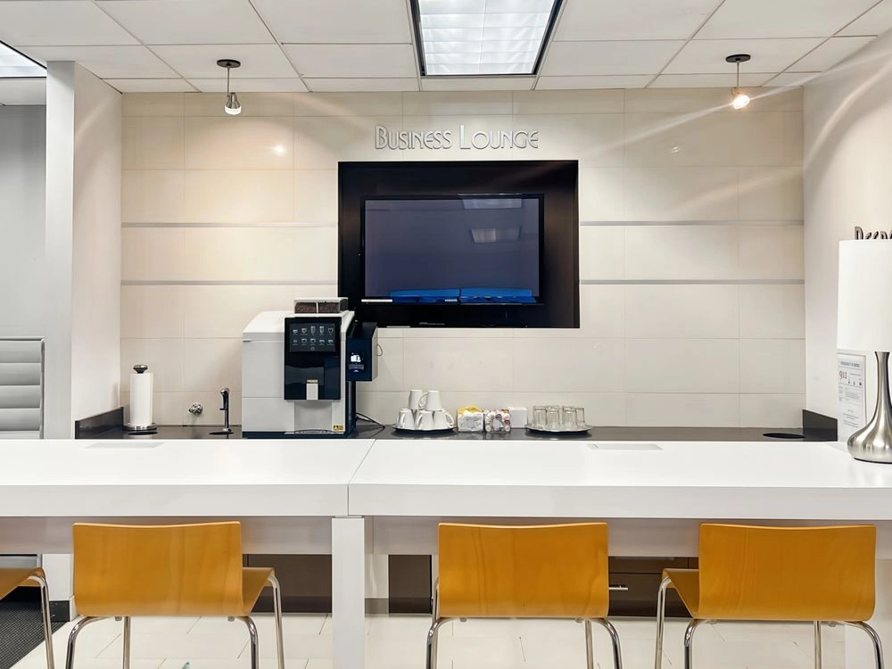 Regus San Jose Airport — Day Office — 16 Persons — Hourly — photo 4
