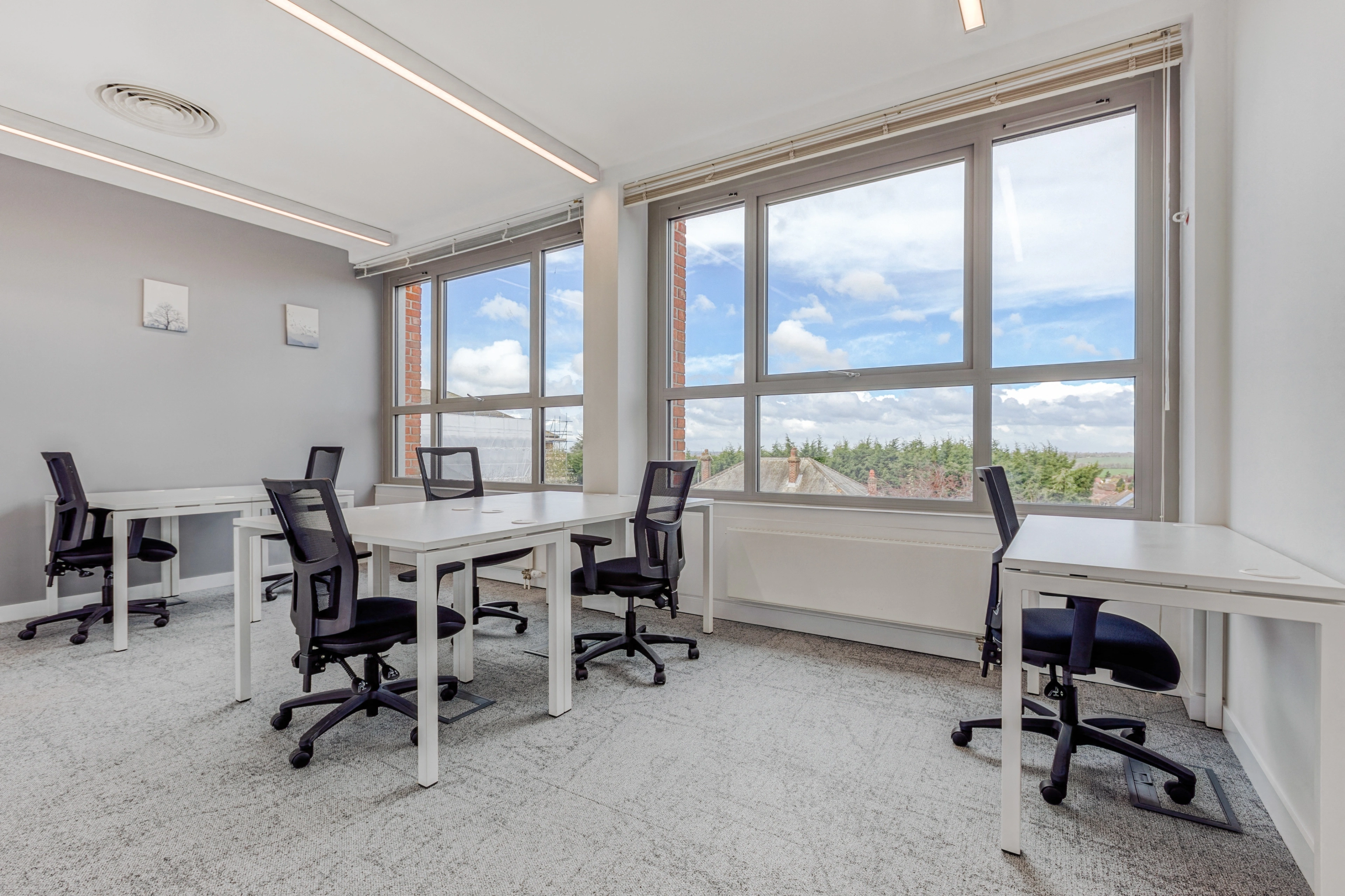 Regus 84 S First Street — Day Office — 7 Persons — Hourly — photo 2