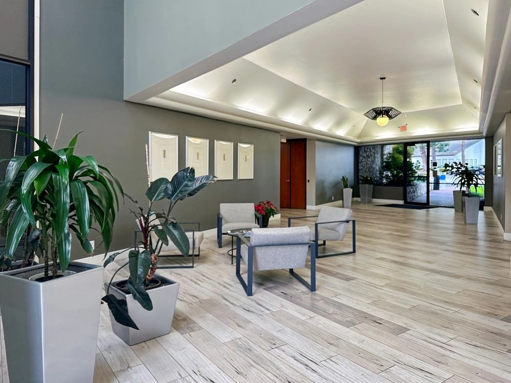 Regus Lakeway Drive — Day Office — 3 Persons — Hourly — photo 2
