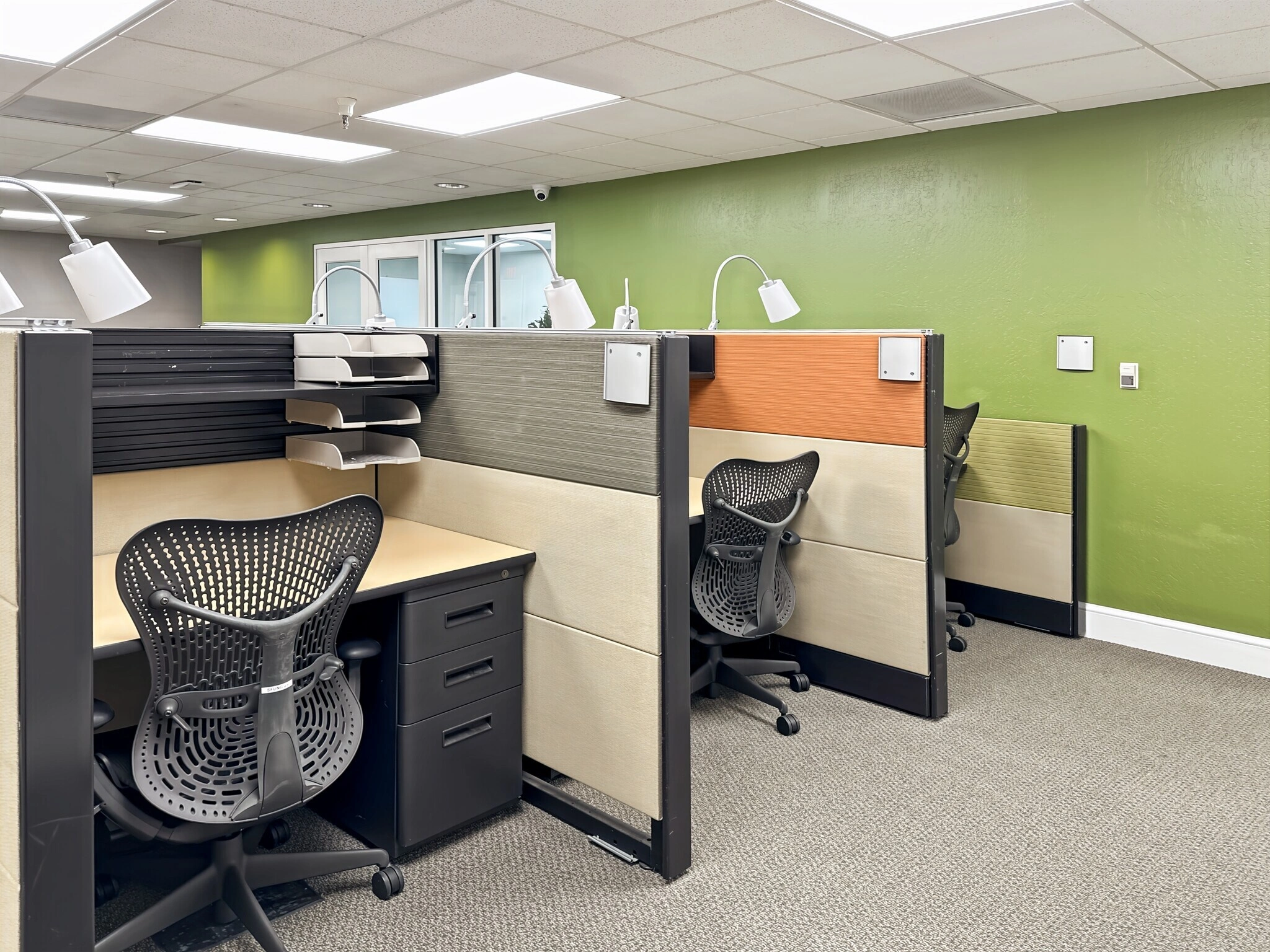HQ 11th Street Sacramento — Day Office 1 Person — Hourly — photo 4