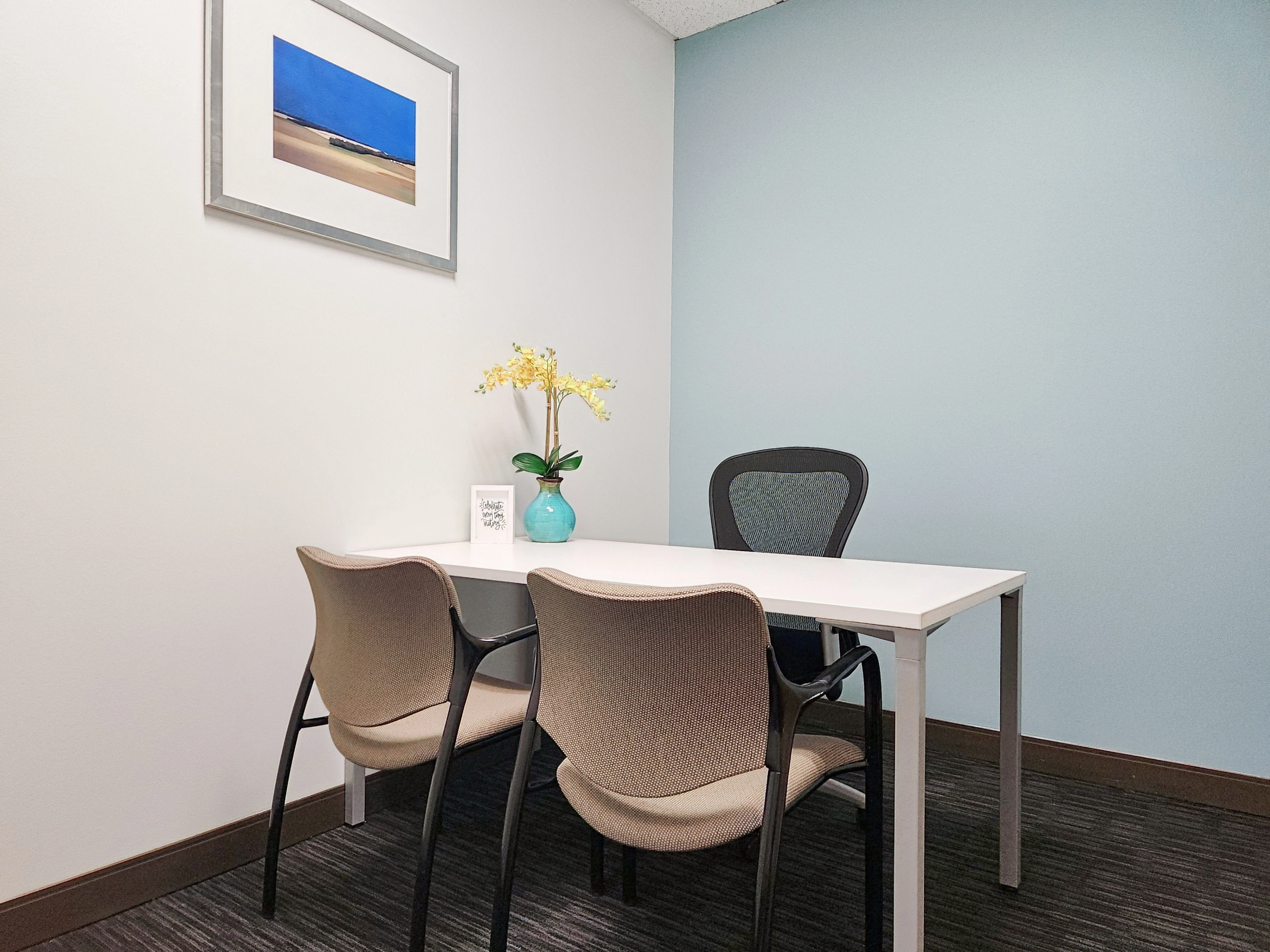 Regus Iron Point Folsom — Day Office for 6 — Hourly — photo 3