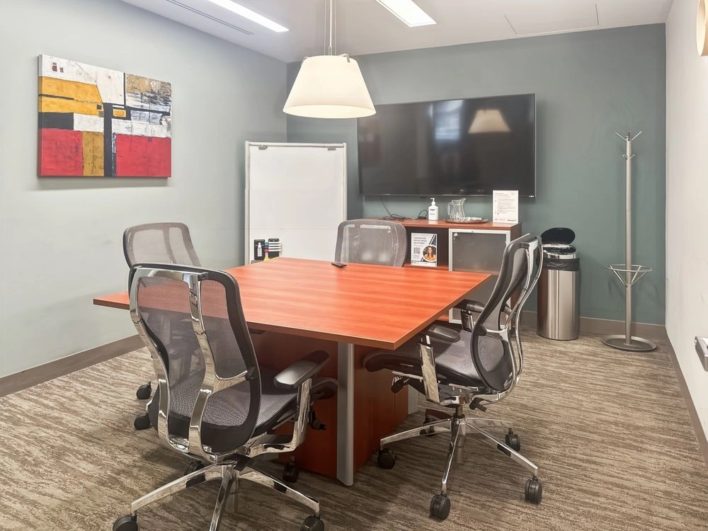 Regus 50 California Street — Private Office 4 Persons — Monthly