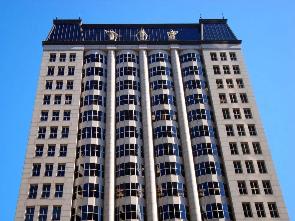 Regus 580 California Street — Team Office 5 Persons — Monthly