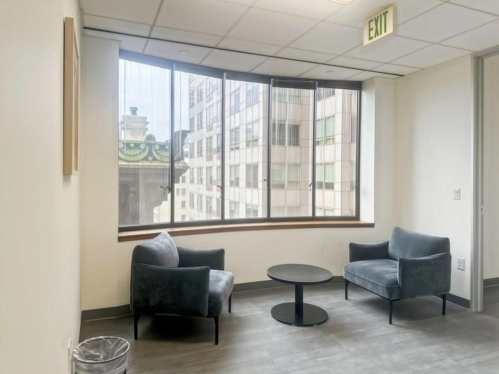 Spaces 101 Montgomery Street — Private Office 3 Persons — Monthly — photo 3
