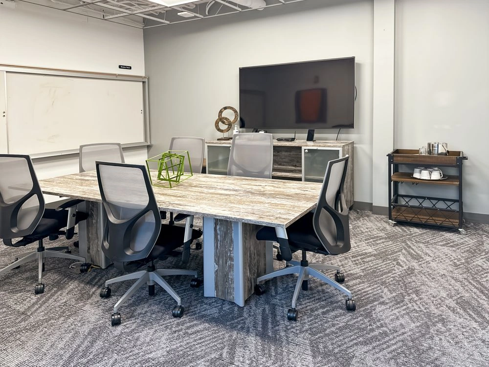 Regus Downtown Berkeley — Private Office 4 Persons — Monthly — photo 2