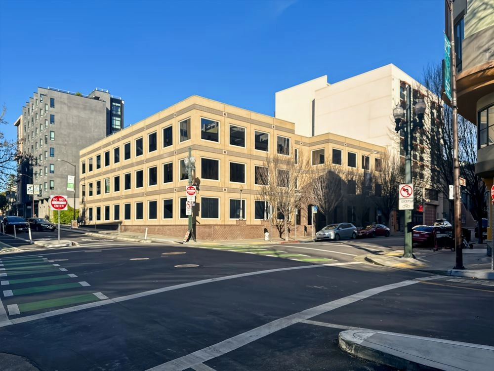 Regus Downtown Berkeley — Day Office 6 Persons — Hourly — photo 2