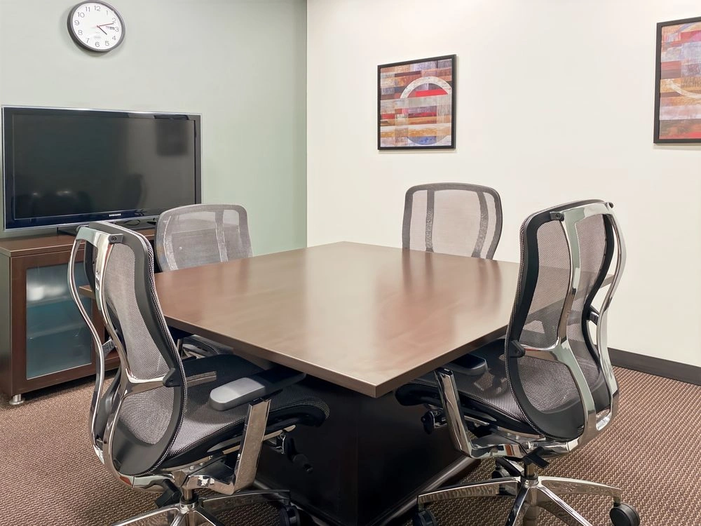 Regus Downtown Walnut Creek — Private Office 3 Persons — Monthly — photo 4