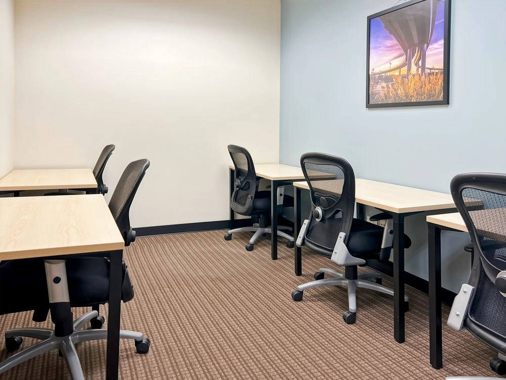 Regus Treat Boulevard — Day Office 4 Persons — Hourly — photo 4